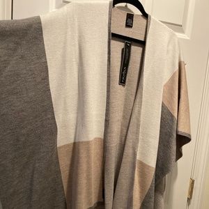 Woman’s Sweater/cape/shawl